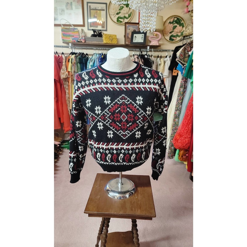 L/XL vintage 90s Today's News black and red sweater